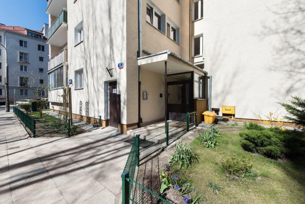 Superapart Luzycka 10 * Warszawa
